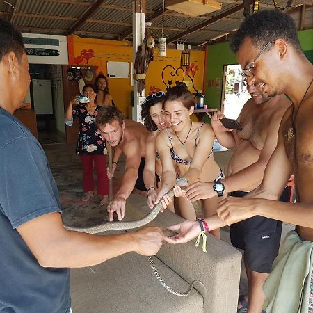 Slacklines Hostel Koh Lanta Luaran gambar