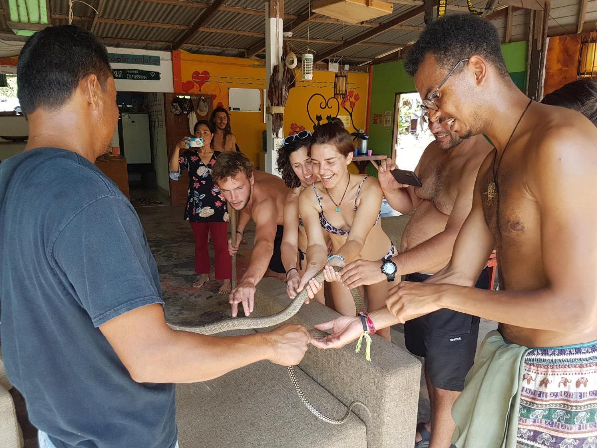 Slacklines Hostel Koh Lanta Luaran gambar